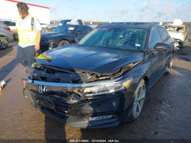 1HGCV2F92KA011340 Honda Accord Touring 2.0t