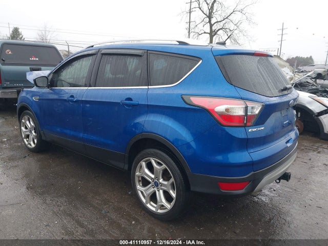 Ford Escape Titanium 2017 1FMCU9J92HUB01303 Image 3