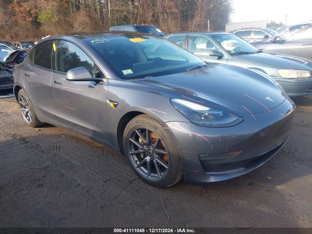 2022 TESLA MODEL 3 5YJ3E1EB8NF118661 Photo 0