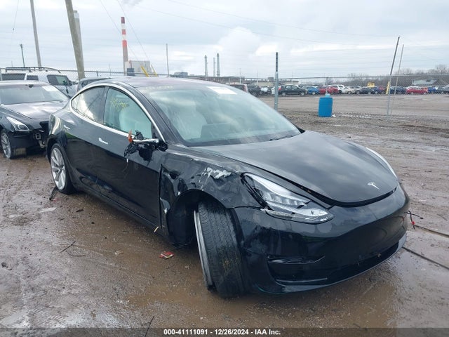 2019 TESLA MODEL 3 5YJ3E1EA3KF315112 Photo 0