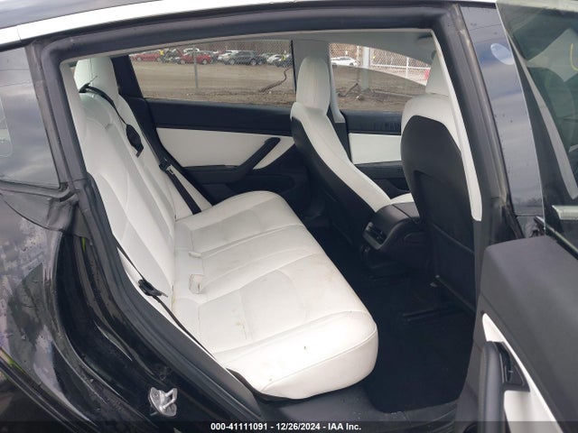 2019 TESLA MODEL 3 5YJ3E1EA3KF315112 Photo 7