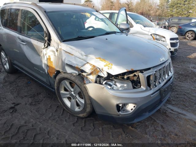 1C4NJDEB8GD782720 Jeep Compass Latitude