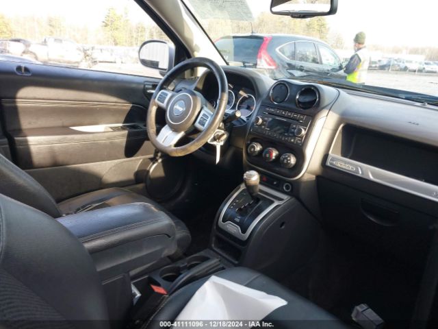 1C4NJDEB8GD782720 Jeep Compass Latitude