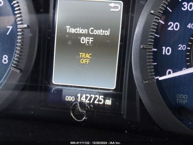 5TDYK3DC7FS555763 Toyota Sienna Xle 8 Passenger