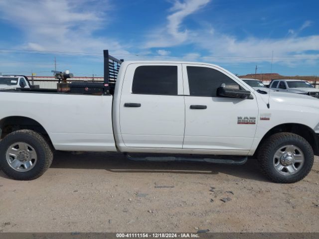 3C6UR5HJ4JG284304 RAM 2500 Tradesman  4x4 8' Box
