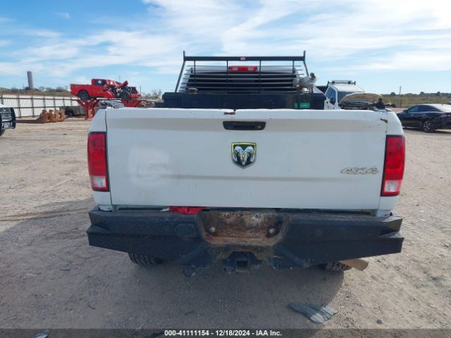 3C6UR5HJ4JG284304 RAM 2500 Tradesman  4x4 8' Box