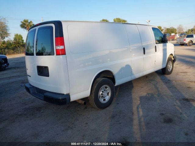 1GCWGBFP9J1254050 Chevrolet Express 2500 Work Van