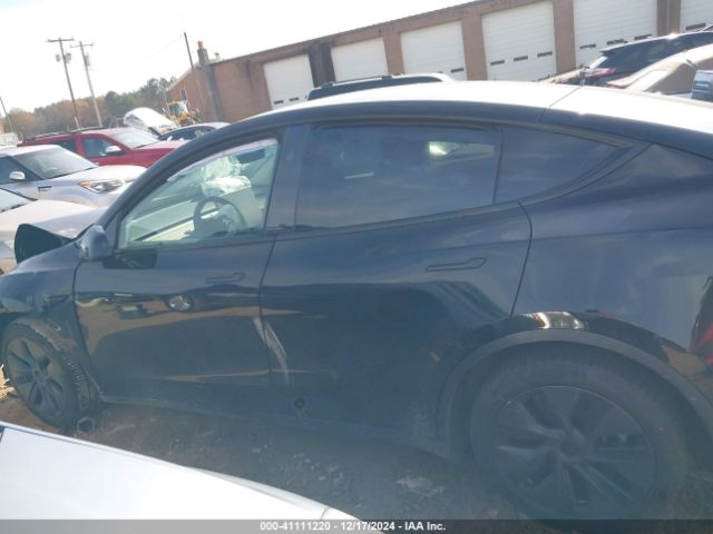 7SAYGDEE3RA329560 Tesla Model Y Long Range Dual Motor All-wheel Drive