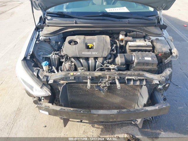 5NPD74LF9HH197169 Hyundai ELANTRA SE