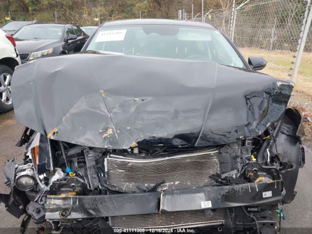 KMHLL4AG3PU548130 Hyundai ELANTRA SE