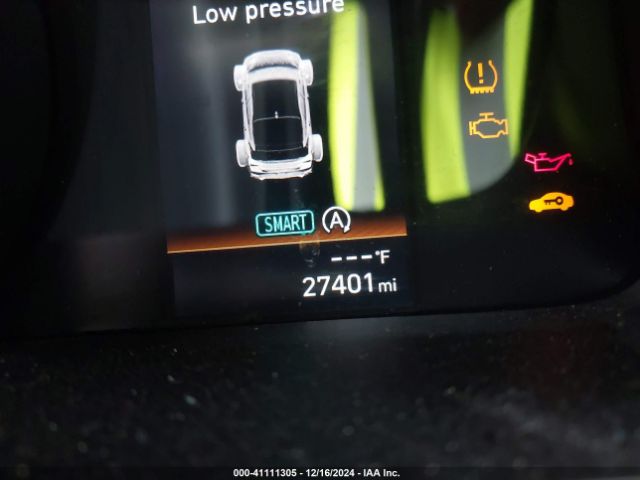 KMHLL4AG3PU548130 Hyundai ELANTRA SE