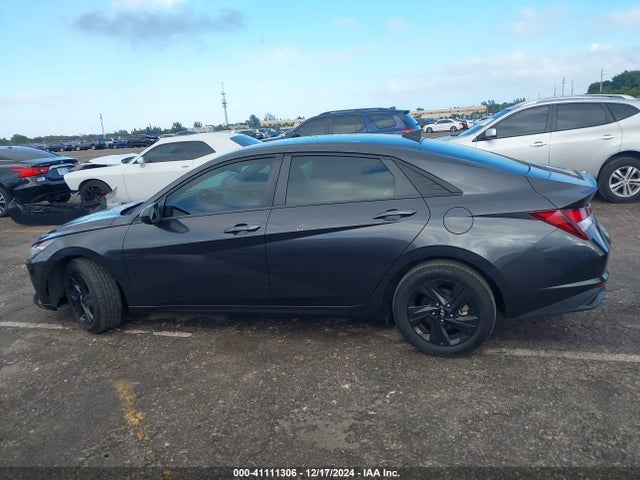 Hyundai ELANTRA SEL 2022 5NPLM4AG4NH076710 Image 14