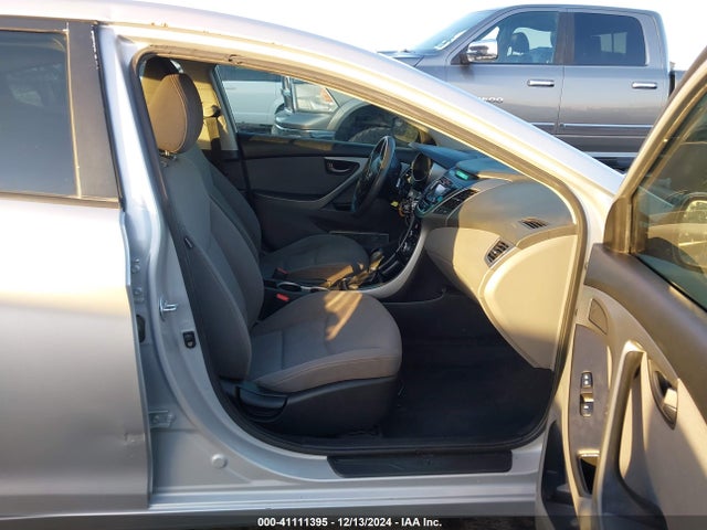 Hyundai ELANTRA SE 2014 KMHDH4AE5EU068091 Image 5