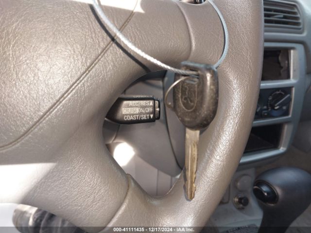 2002 MITSUBISHI GALANT 4A3AA46G02E058657 Photo 10