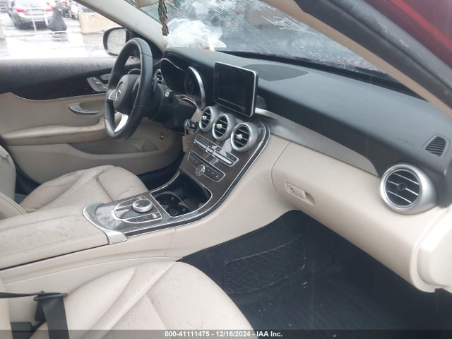 55SWF4KB9HU212762 Mercedes-Benz C 300 4matic/luxury 4matic/sport 4matic