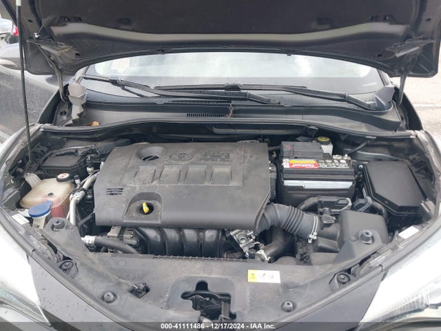 NMTKHMBX9MR128502 Toyota C-HR LE