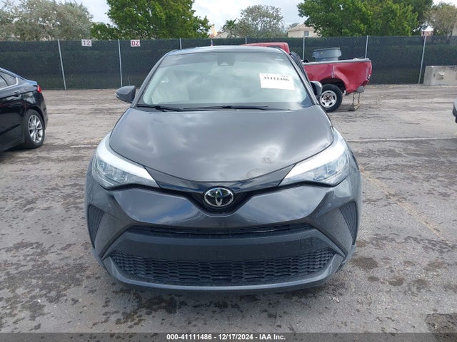 Toyota C-HR LE 2021 NMTKHMBX9MR128502 Image 12