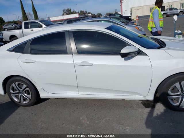 2HGFC2F62KH584247 Honda Civic Lx