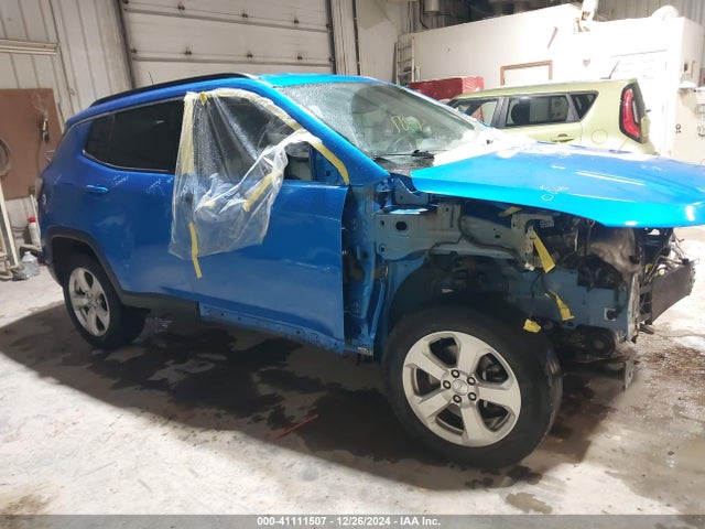 Jeep Compass Latitude 4x4 2019 3C4NJDBB6KT761159 Image 1