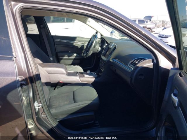 2020 CHRYSLER 300 2C3CCARG8LH225670 Photo 4