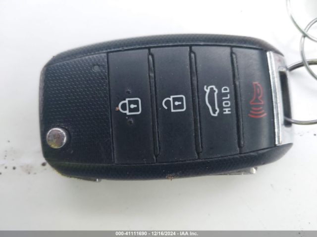 KNAGT4L31G5073116 KIA Optima Lx