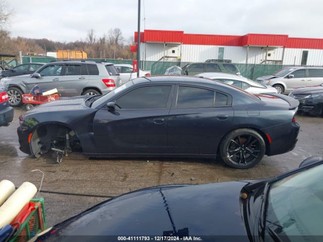 2C3CDXBG3JH187322 Dodge Charger Sxt Rwd