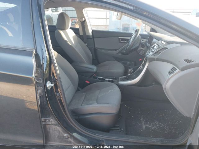 5NPDH4AE3GH682316 Hyundai ELANTRA SE