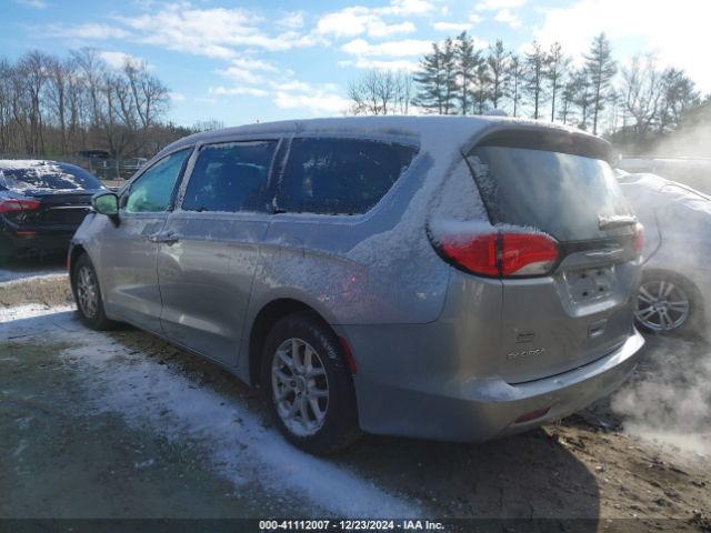 2017 CHRYSLER PACIFICA 2C4RC1CG3HR744903 Photo 2