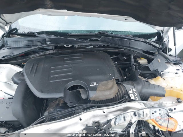 Chrysler 300 2014 2C3CCAAG2EH119178 Image 10