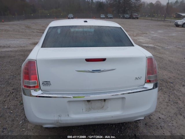 Chrysler 300 2014 2C3CCAAG2EH119178 Image 17