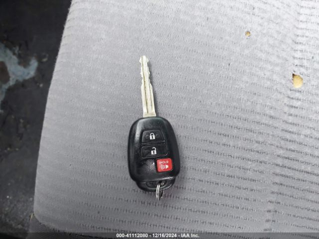 2T3BFREV4FW240124 Toyota RAV4 LE
