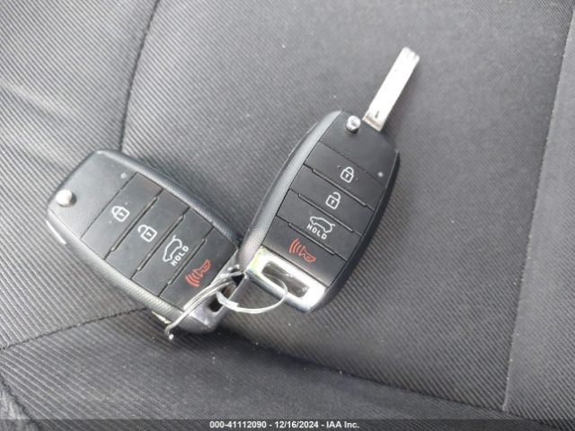 KNDJP3A56H7414463 KIA SOUL +