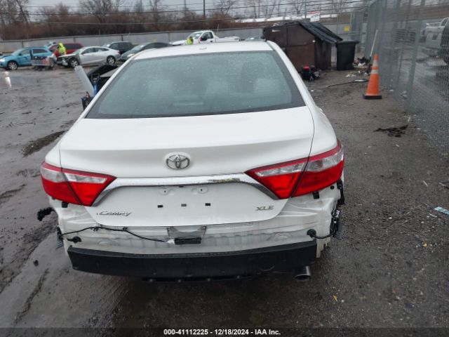 4T1BF1FK6HU647556 Toyota CAMRY XLE