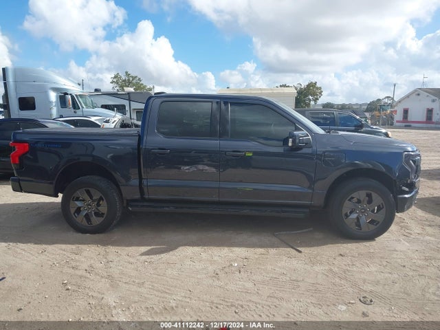Ford F-150 Lightning Lariat 2022 1FTVW1EL0NWG10465 Image 13