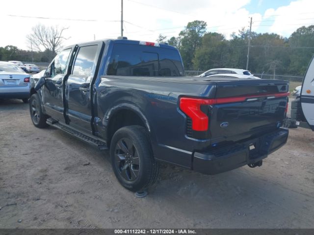 2022 FORD F-150 LIGHTNING 1FTVW1EL0NWG10465 Photo 2