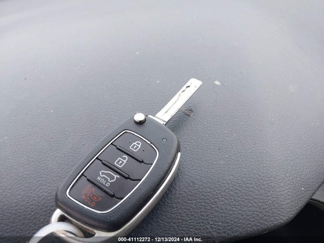 Hyundai TUCSON SE 2019 KM8J2CA44KU880614 Image 11