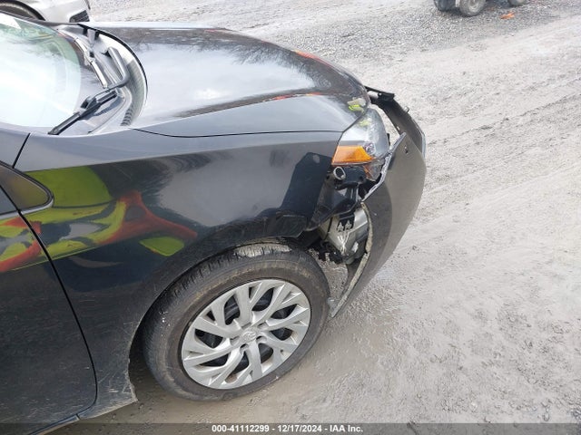 Toyota COROLLA LE 2018 2T1BURHE9JC029165 Image 17