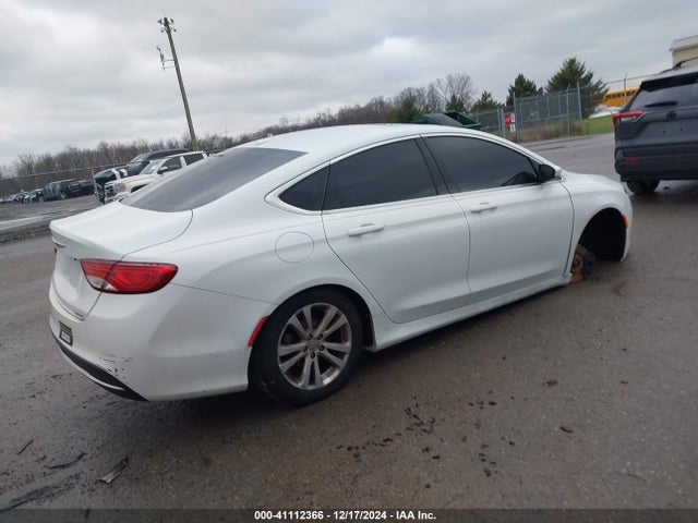 Chrysler 200 Limited 2015 1C3CCCAB9FN614115 Image 4