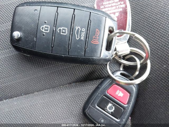 3KPFL4A76HE137838 KIA FORTE S