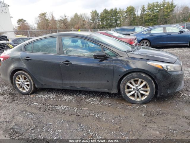 3KPFL4A76HE137838 KIA FORTE S