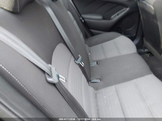 3KPFL4A76HE137838 KIA FORTE S