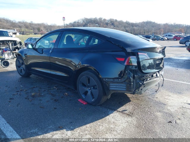 2023 TESLA MODEL 3 5YJ3E1EA8PF698276 Photo 2