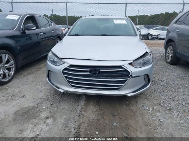 5NPD84LFXHH059119 Hyundai ELANTRA SE