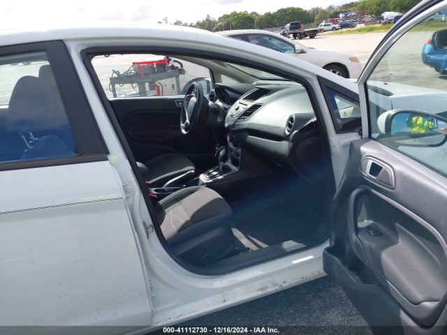 Ford FIESTA SE 2014 3FADP4BJ4EM219824 Image 5