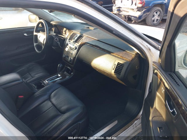 2010 CADILLAC DTS 1G6KD5EY1AU131850 Photo 4