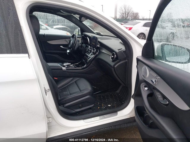 WDC0G4KB8HF144965 Mercedes-Benz Glc 300 4matic