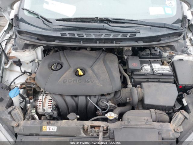 5NPDH4AE5FH626957 Hyundai ELANTRA SE