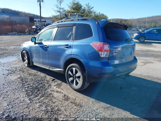 Subaru Forester 2.5i Premium 2017 JF2SJAEC2HH568439 Image 3