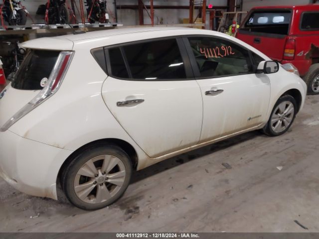 1N4AZ0CP5FC321967 Nissan LEAF SV