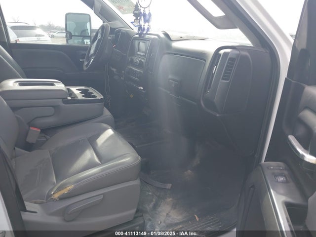 1GC1CUEY3HF215091 Chevrolet Silverado 2500hd Wt